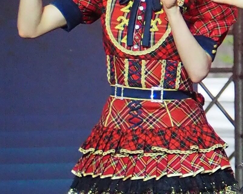 AKB48の伊藤百花がJapan Expo Thailand 2026のステージでパフォーマンスする様子